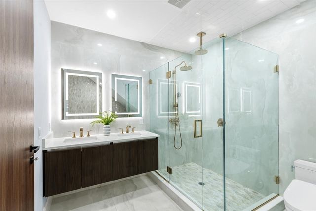 32 Pearl Street 5, Boston, MA 02110