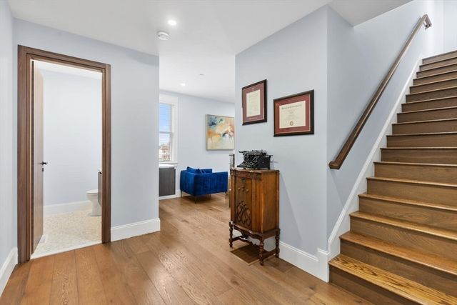 32 Pearl Street 5, Boston, MA 02110