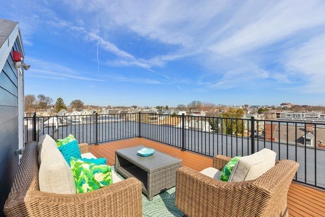 32 Pearl Street 5, Boston, MA 02110