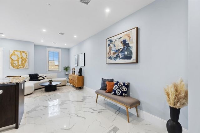 32 Pearl Street 5, Boston, MA 02110