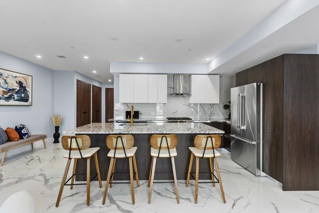 32 Pearl Street 5, Boston, MA 02110