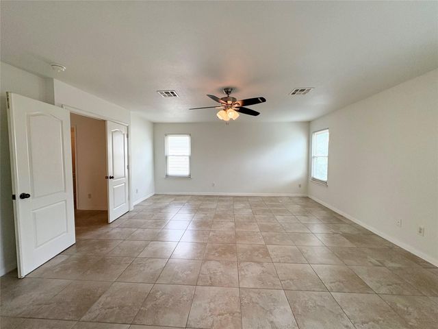 2502 Perkins PL, Georgetown, TX 78626