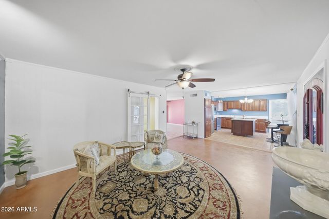2302 W BERRIDGE Lane, Phoenix, AZ 85015