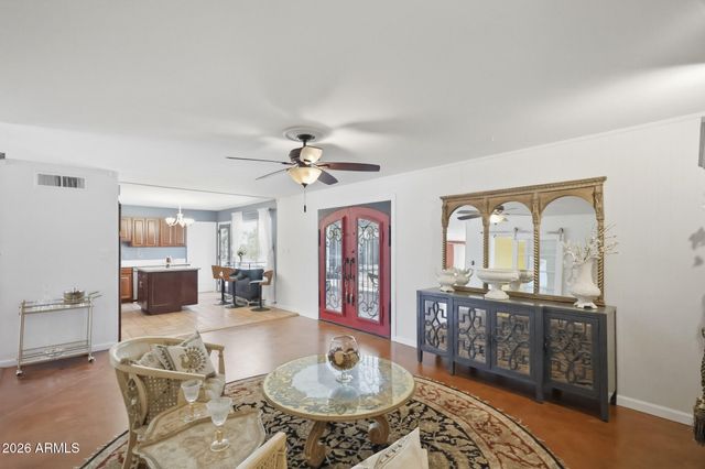 2302 W BERRIDGE Lane, Phoenix, AZ 85015