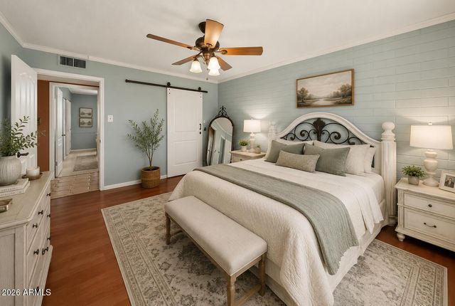 2302 W BERRIDGE Lane, Phoenix, AZ 85015