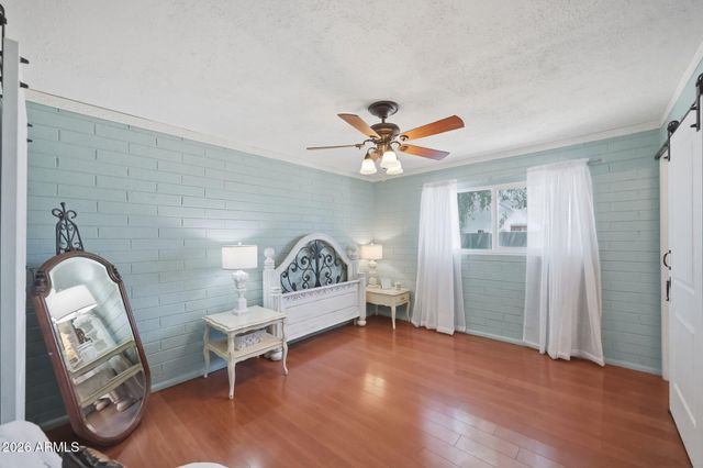2302 W BERRIDGE Lane, Phoenix, AZ 85015