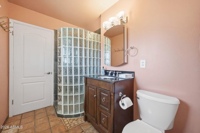 2302 W BERRIDGE Lane, Phoenix, AZ 85015