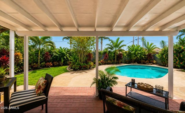 2302 W BERRIDGE Lane, Phoenix, AZ 85015