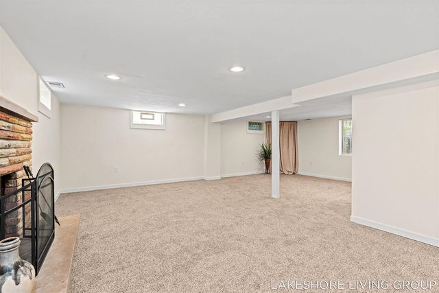 512 Orchard Avenue, Grand Haven, MI 49417