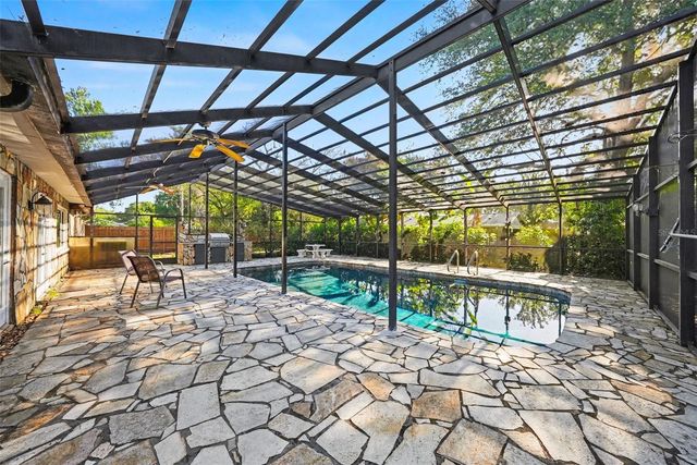 13503 GREENLEAF DRIVE, Tampa, FL 33613