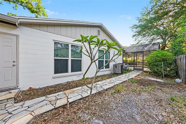 13503 GREENLEAF DRIVE, Tampa, FL 33613