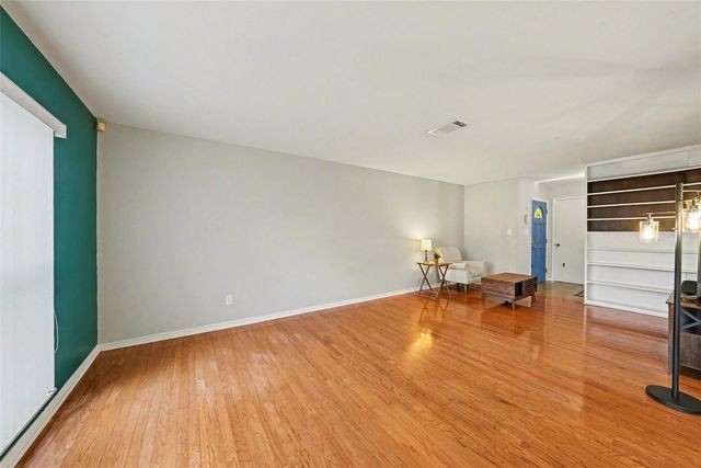 13503 GREENLEAF DRIVE, Tampa, FL 33613