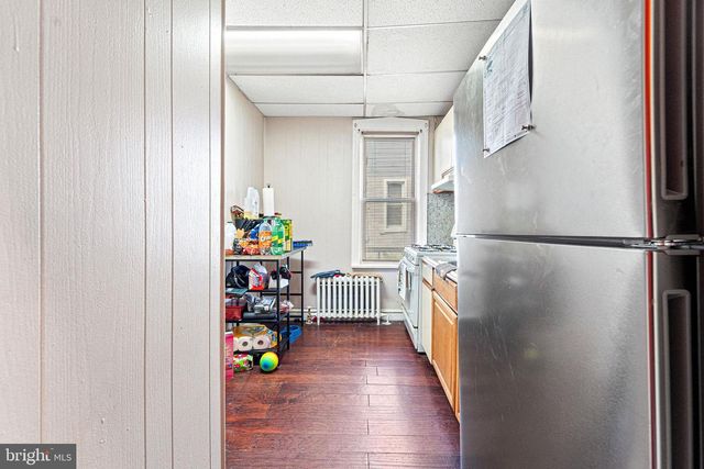 156 CHESTNUT AVE, Oaklyn, NJ 08107