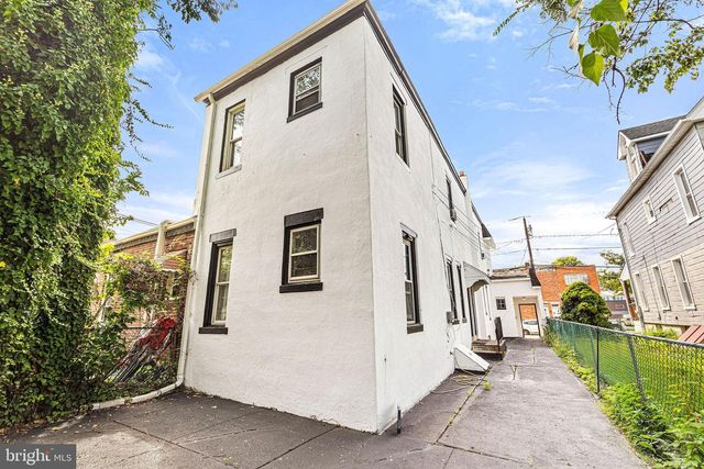 156 CHESTNUT AVE, Oaklyn, NJ 08107