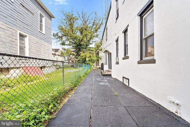 156 CHESTNUT AVE, Oaklyn, NJ 08107