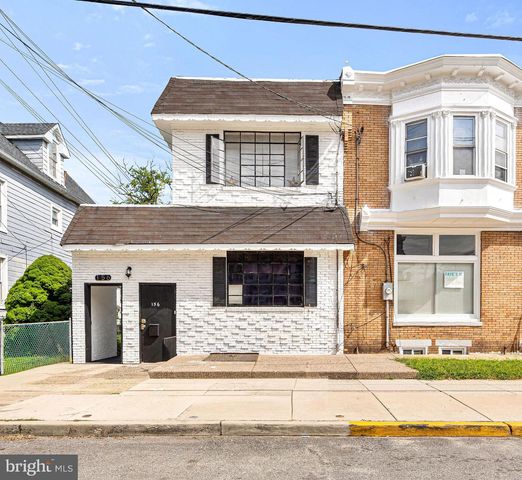156 CHESTNUT AVE, Oaklyn, NJ 08107