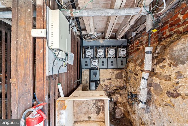 156 CHESTNUT AVE, Oaklyn, NJ 08107