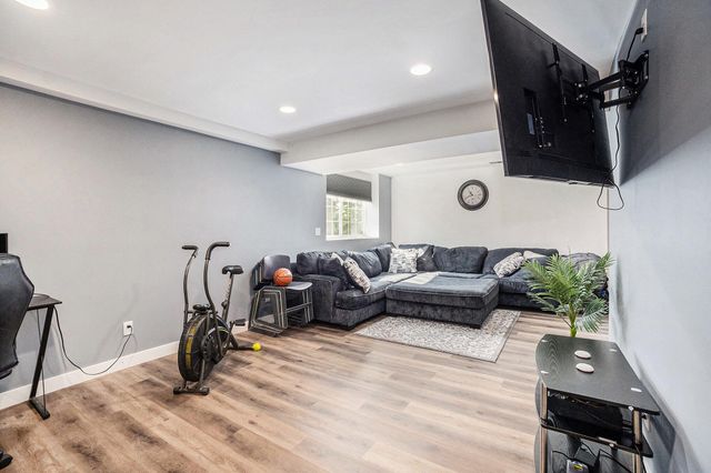 4812 Green Meadow Court, Hamilton, MI 49419