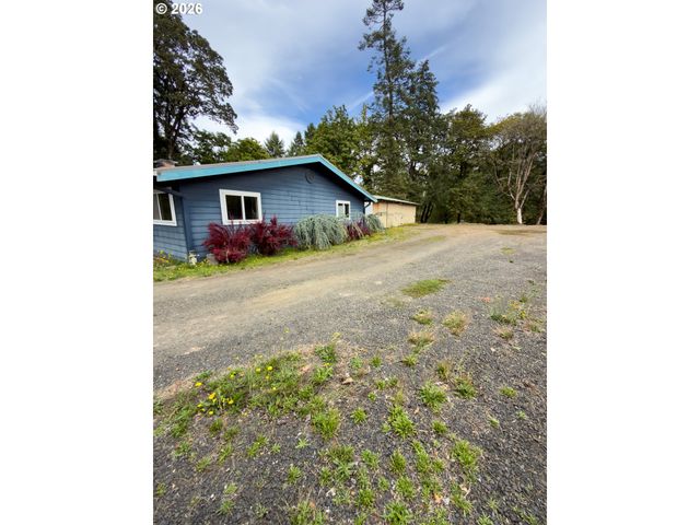 6520 CORVALLIS Rd, Independence, OR 97351