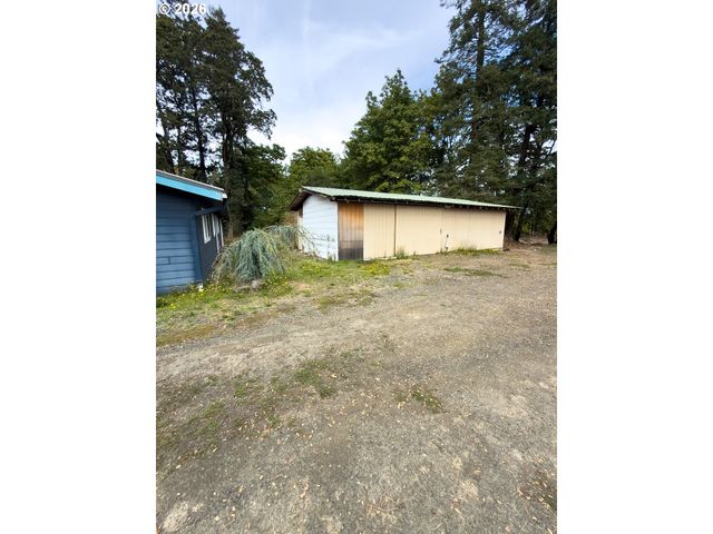6520 CORVALLIS Rd, Independence, OR 97351
