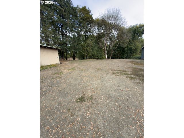 6520 CORVALLIS Rd, Independence, OR 97351