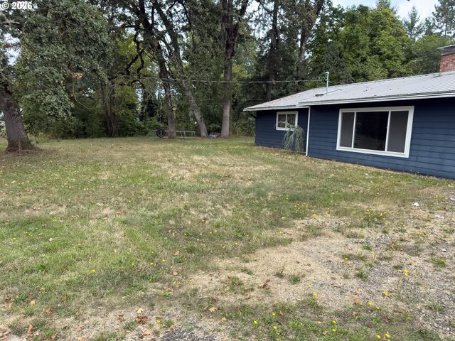 6520 CORVALLIS Rd, Independence, OR 97351