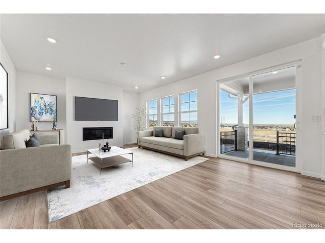 16938 W 92nd Dr, Arvada, CO 80007