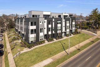 1648 19th Ave, S, Nashville, TN 37212