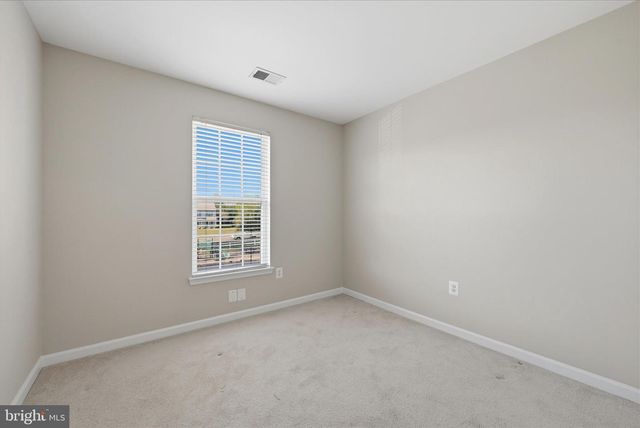 35937 CLOVER TER, Round Hill, VA 20141