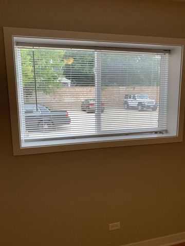 6125 N Clark Street 104, Chicago, IL 60660