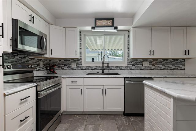 6532 Menlo Way, Dayton, OH 45424