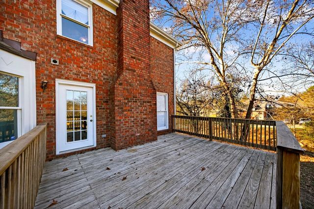 486 Sunnybrook Dr, Brentwood, TN 37027