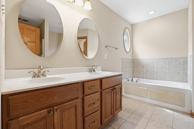 5 Browning Lane, Valparaiso, IN 46383