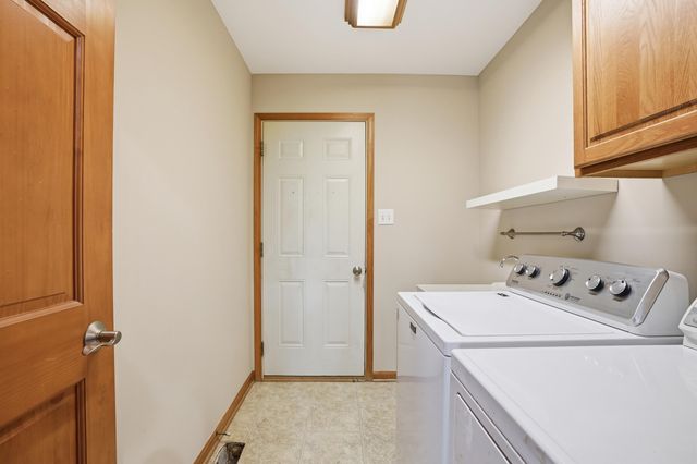 5 Browning Lane, Valparaiso, IN 46383