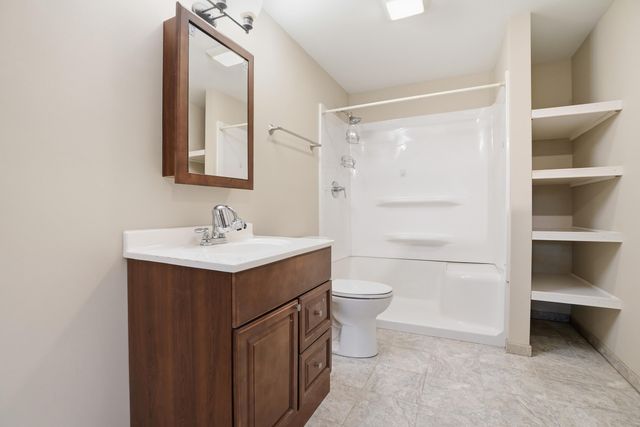 5 Browning Lane, Valparaiso, IN 46383