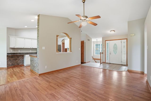 5 Browning Lane, Valparaiso, IN 46383