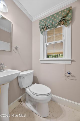 210 King George Road, Greenville, NC 27858