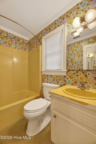 210 King George Road, Greenville, NC 27858