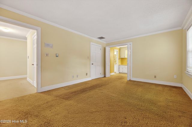 210 King George Road, Greenville, NC 27858