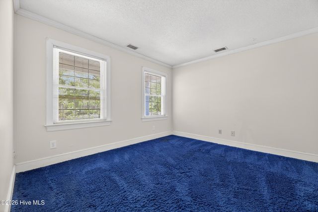 210 King George Road, Greenville, NC 27858