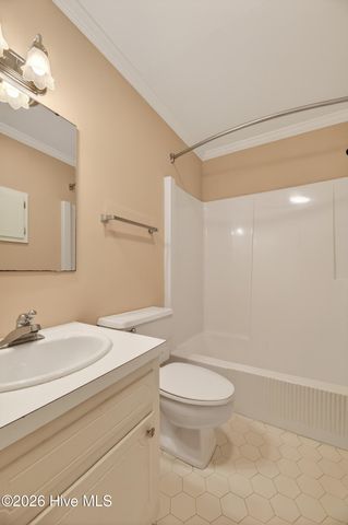 210 King George Road, Greenville, NC 27858