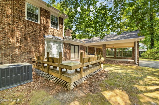210 King George Road, Greenville, NC 27858