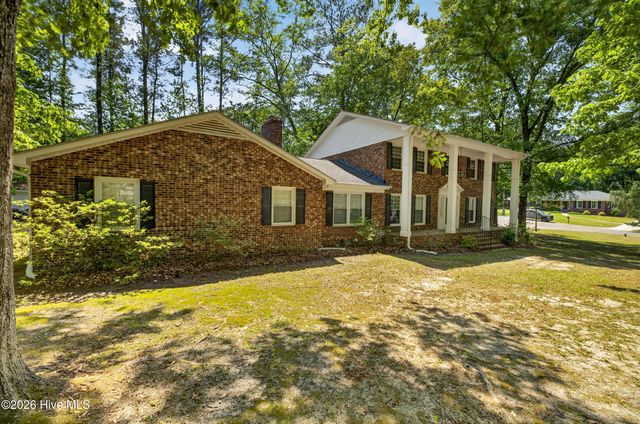 210 King George Road, Greenville, NC 27858