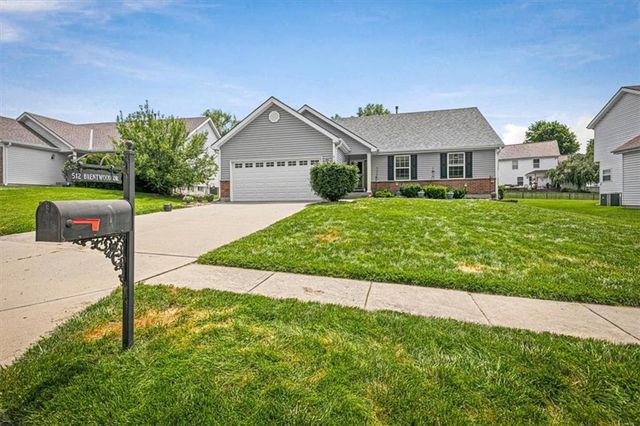 512 Brentwood Drive, Liberty, MO 64068