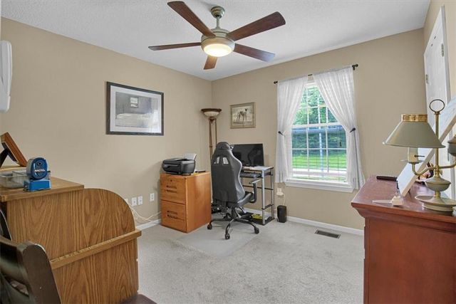 512 Brentwood Drive, Liberty, MO 64068