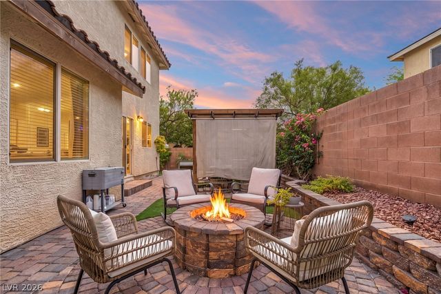 10413 Mount Washington Avenue, Las Vegas, NV 89166