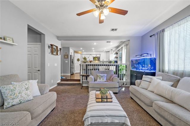10413 Mount Washington Avenue, Las Vegas, NV 89166