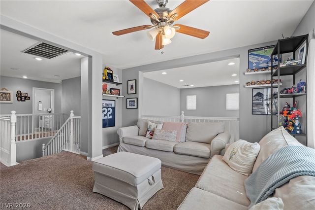 10413 Mount Washington Avenue, Las Vegas, NV 89166
