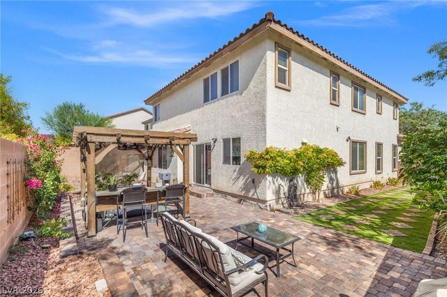 10413 Mount Washington Avenue, Las Vegas, NV 89166