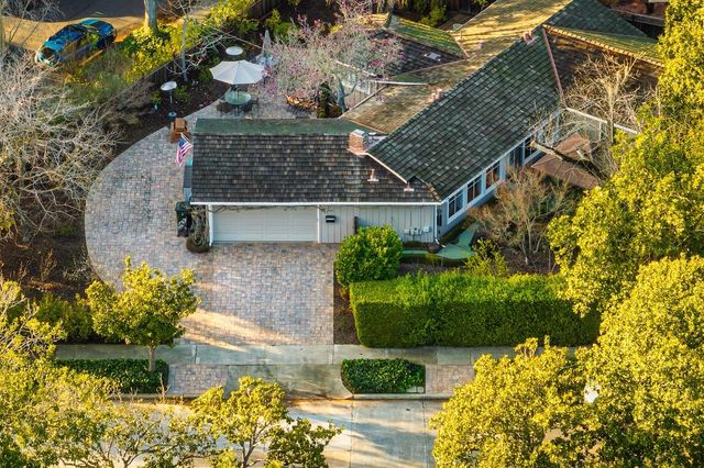 115 Southwood Drive, Palo Alto, CA 94301